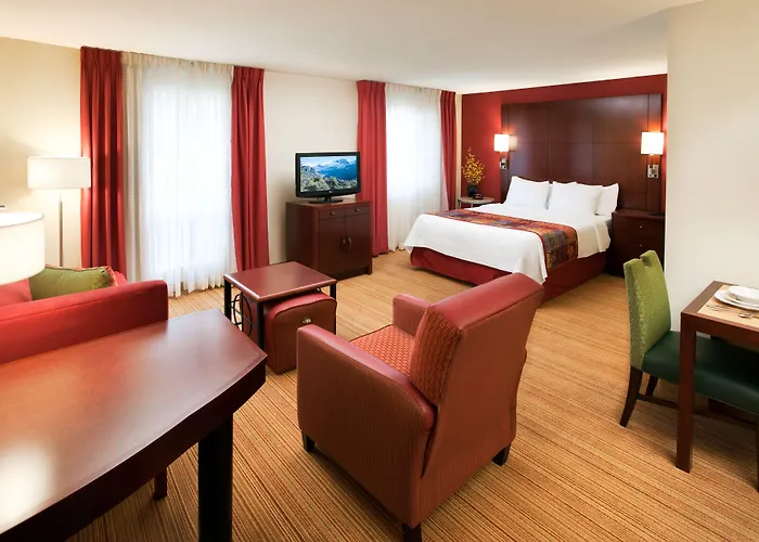 Sonesta Es Hotel